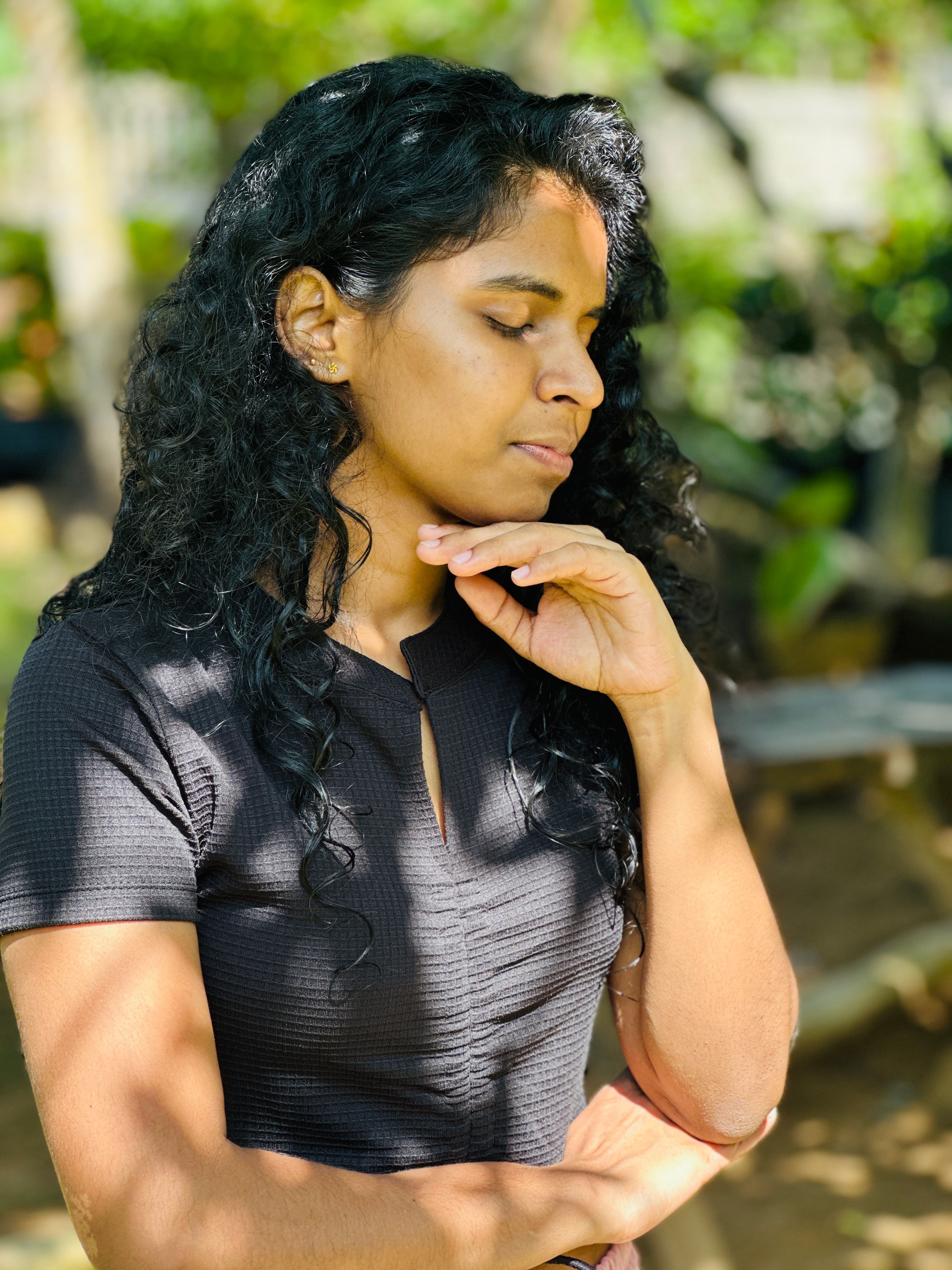 Sri Lankan singles on LankaMeet
